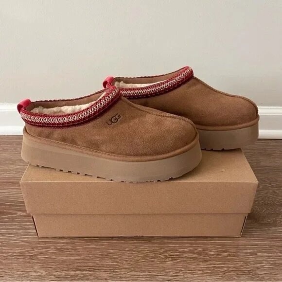 UGG Women's Tan Slip-On Shoes - Picture 4 of 4